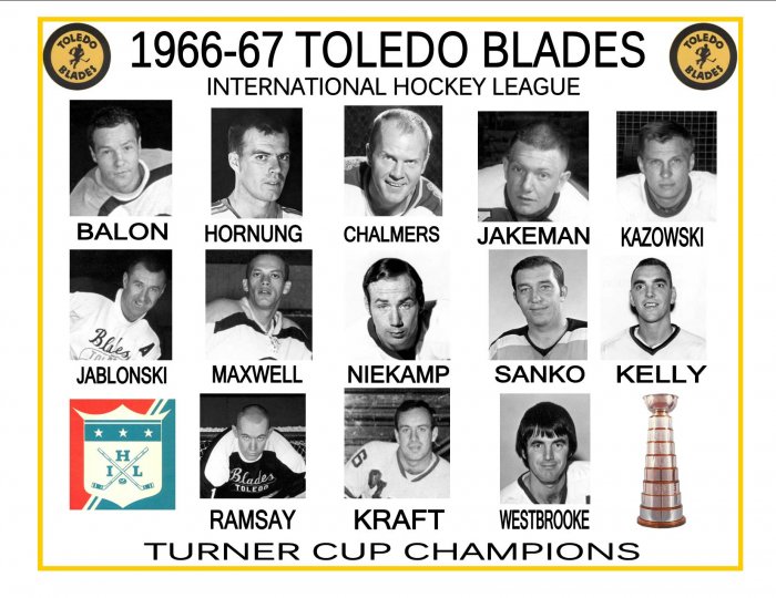 1966-67 TOLEDO BLADES IHL HEADSHOTS TEAM PHOTO
