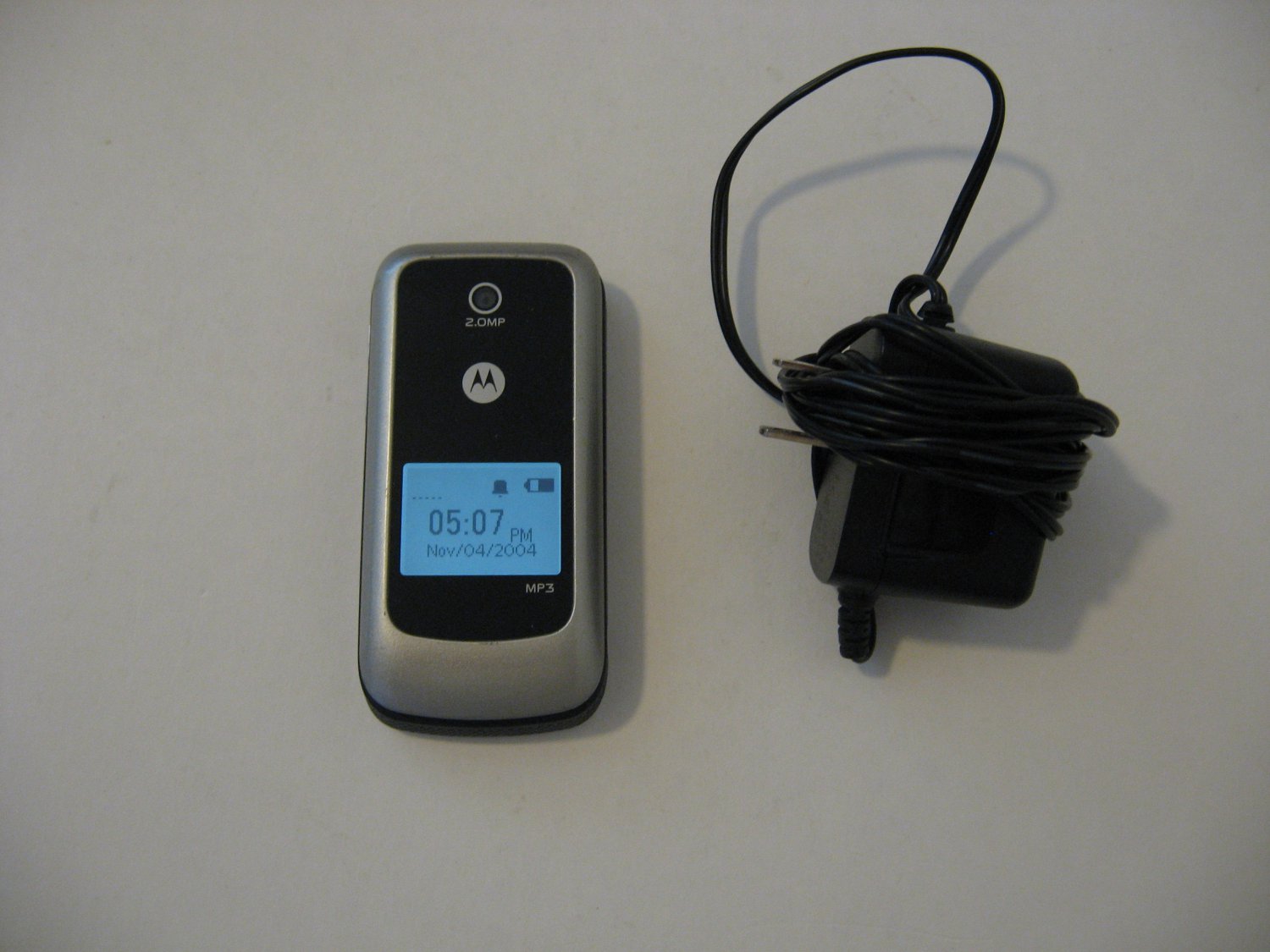 Motorola WX345 Flip Cell Phone (Straight Talk)