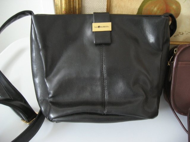 24. SAG HARBOR BLACK WOMEN'S BLACK LEATHER-LIKE PURSE HANDBAG BAG
