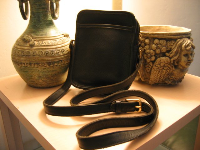 SOLD - AUTHENTIC COACH BLACK MESSENGER CAMERA BAG HANDBAG PURSE WOMEN'S ACCESSORY #4