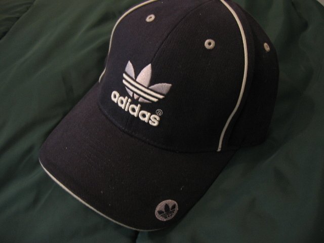 NEW ADIDAS BASKETBALL BASEBALL CAP HAT MEN'S WOMEN'S ATHLETIC ATTIRE CLOTHES