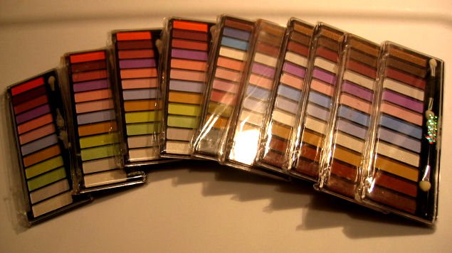 WHOLESALE 10 EYESHADOW eye-shadow EYE MAKEUP WOMEN'S HEALTH PERSONAL CARE BEAUTY