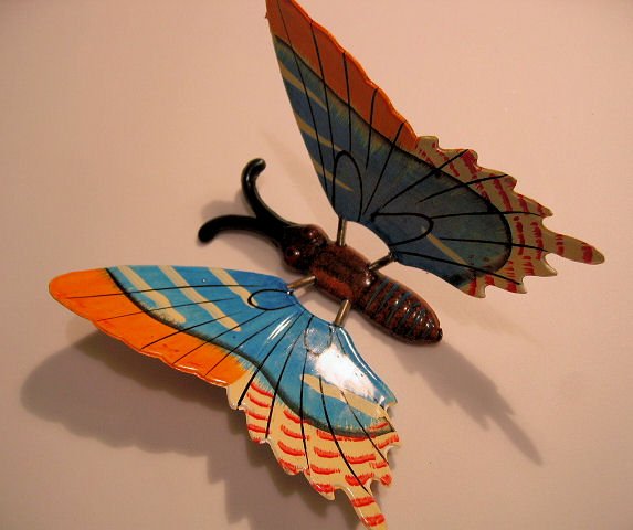 GARDEN BUTTERFLY handpainted ORANGE BLUE STICK FLOWER HOME DECOR