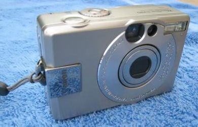 Canon PowerShot S330 ELPH 2.0 Megapixel powershot elph digital camera electronic photo home garden