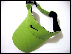 SOLD OUT - NEW NIKE GOLF VISOR WOMEN'S CAP HAT GREEN TENNIS CLOTHES ATHLETIC ATTIRE MEN'S WOMEN'S