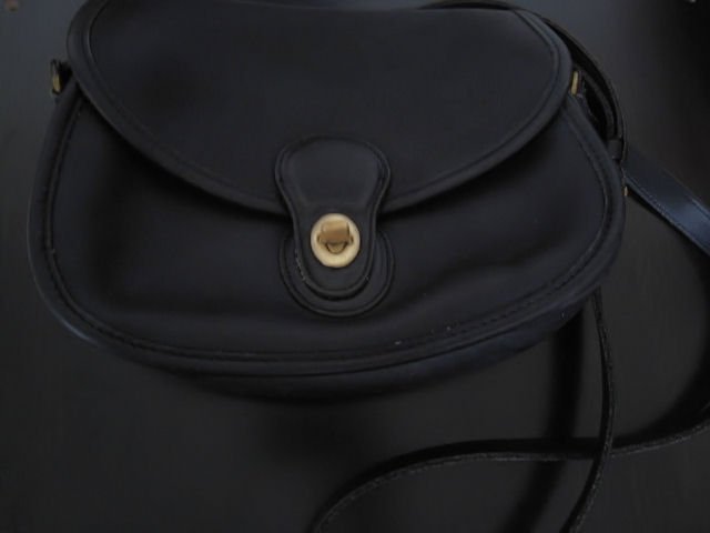 AUTHENTIC COACH BLACK LEATHER VINTAGE CLASSIC SO CUTE WOMEN'S HANDBAG PURSE BAG