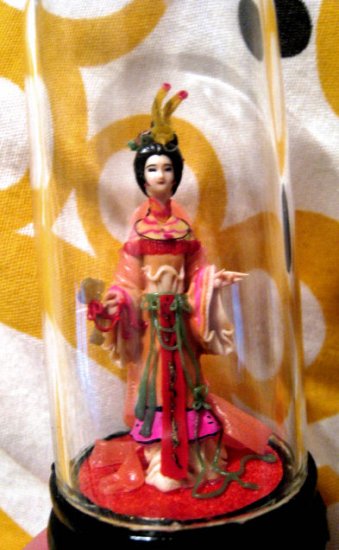 GLASS CASE woman handmade 2.5" doll collectible figurine home decor art china asia