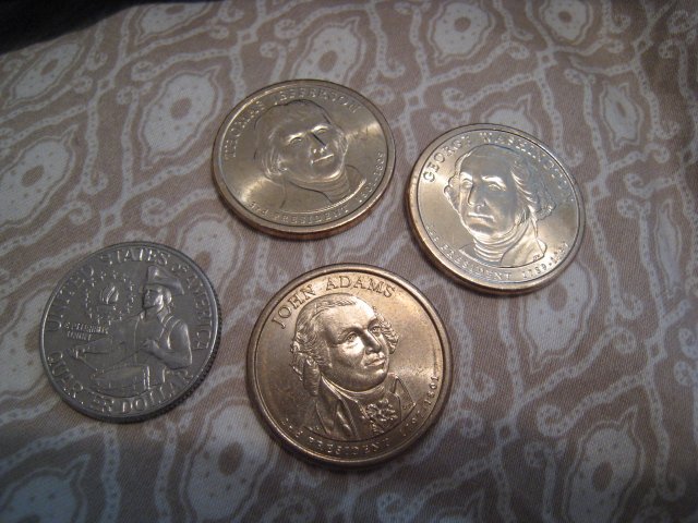 JEFFERSON WASHINGTON ADAMS GOLD TONE COIN SET 4 DOLLAR BICENTENNIAL QUARTER