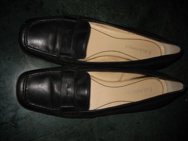 WOMEN'S FLATS BLACK LEATHER ENZO ANGIOLINI SZ 8 SHOES DRESS