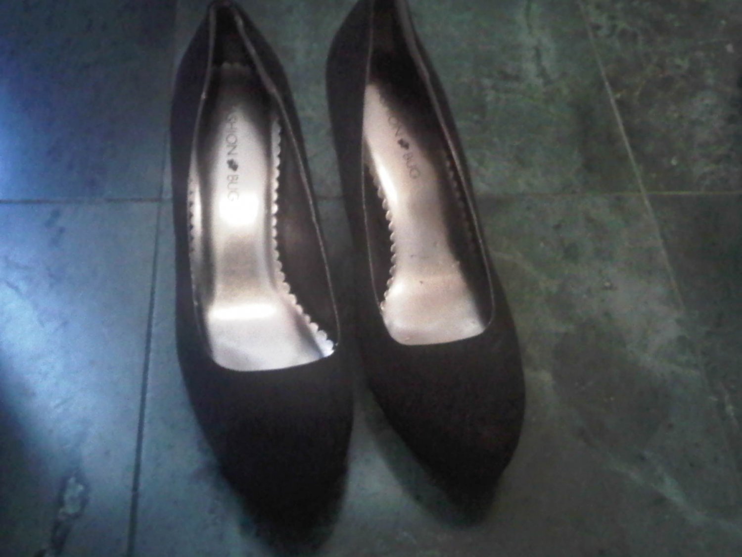 BLACK FASHION BUG PUMPS HEELS DRESS SHOES WOMEN'S 8 CLOTHES ACCESSORY
