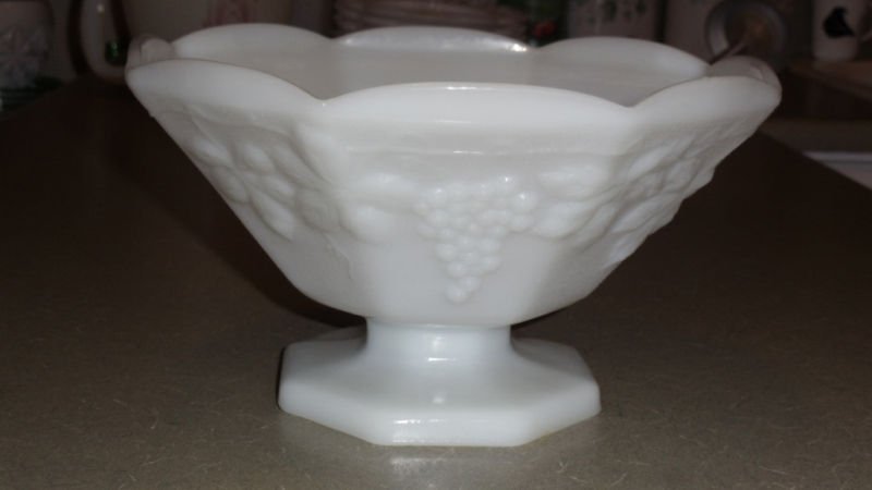 collectible vintage glass Large Milk Glass Grape Pedestal Bowl home kitchen family fruit basket