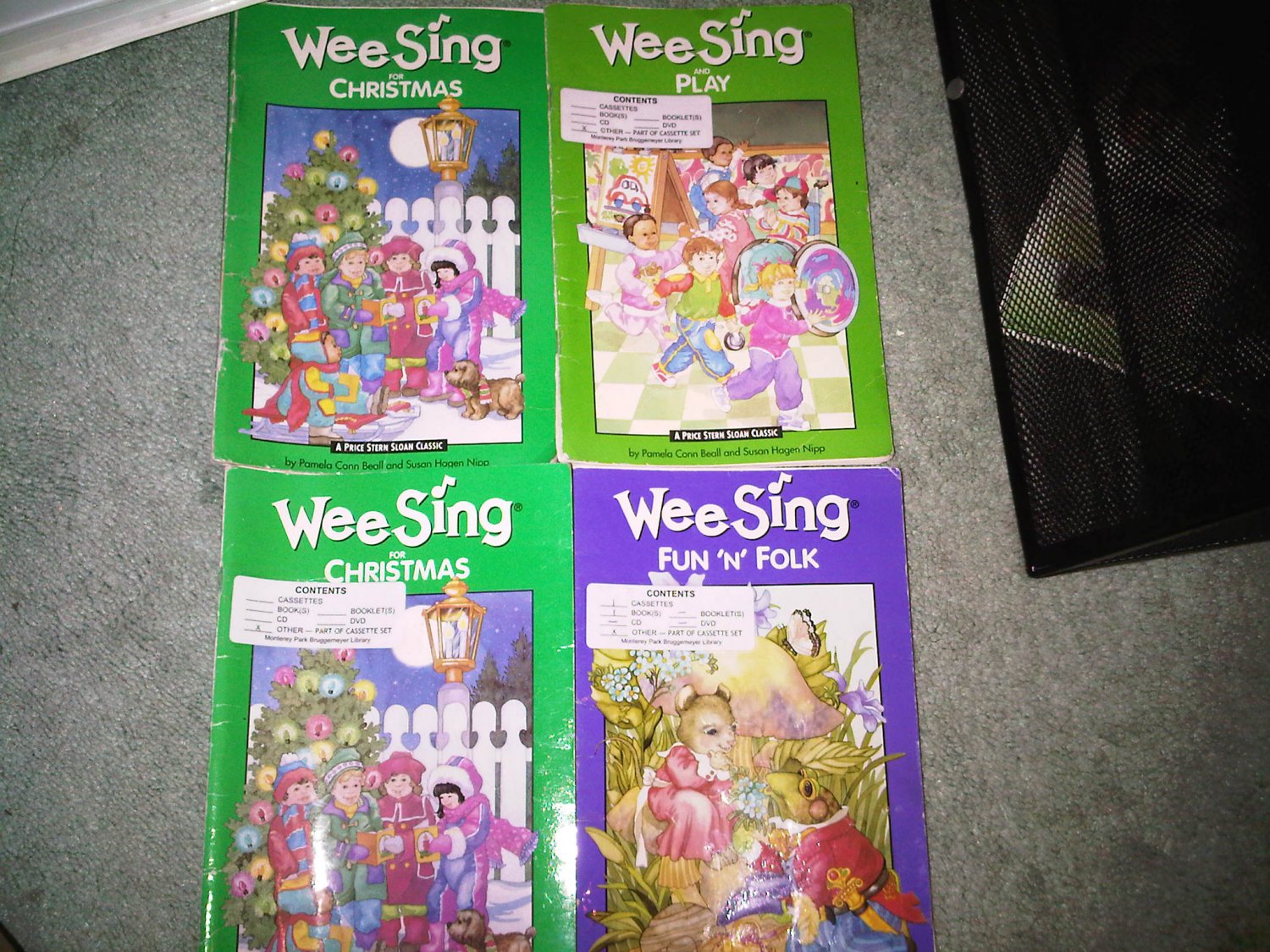 G lot set of 4 book books children's SING ALONG WEE SING home activity