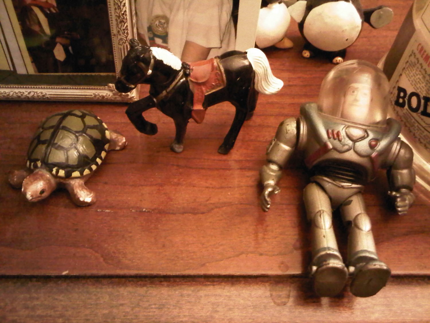 VINTAGE TURTLE DECORATIVE COLLECTIBLE FIGURINE HOME