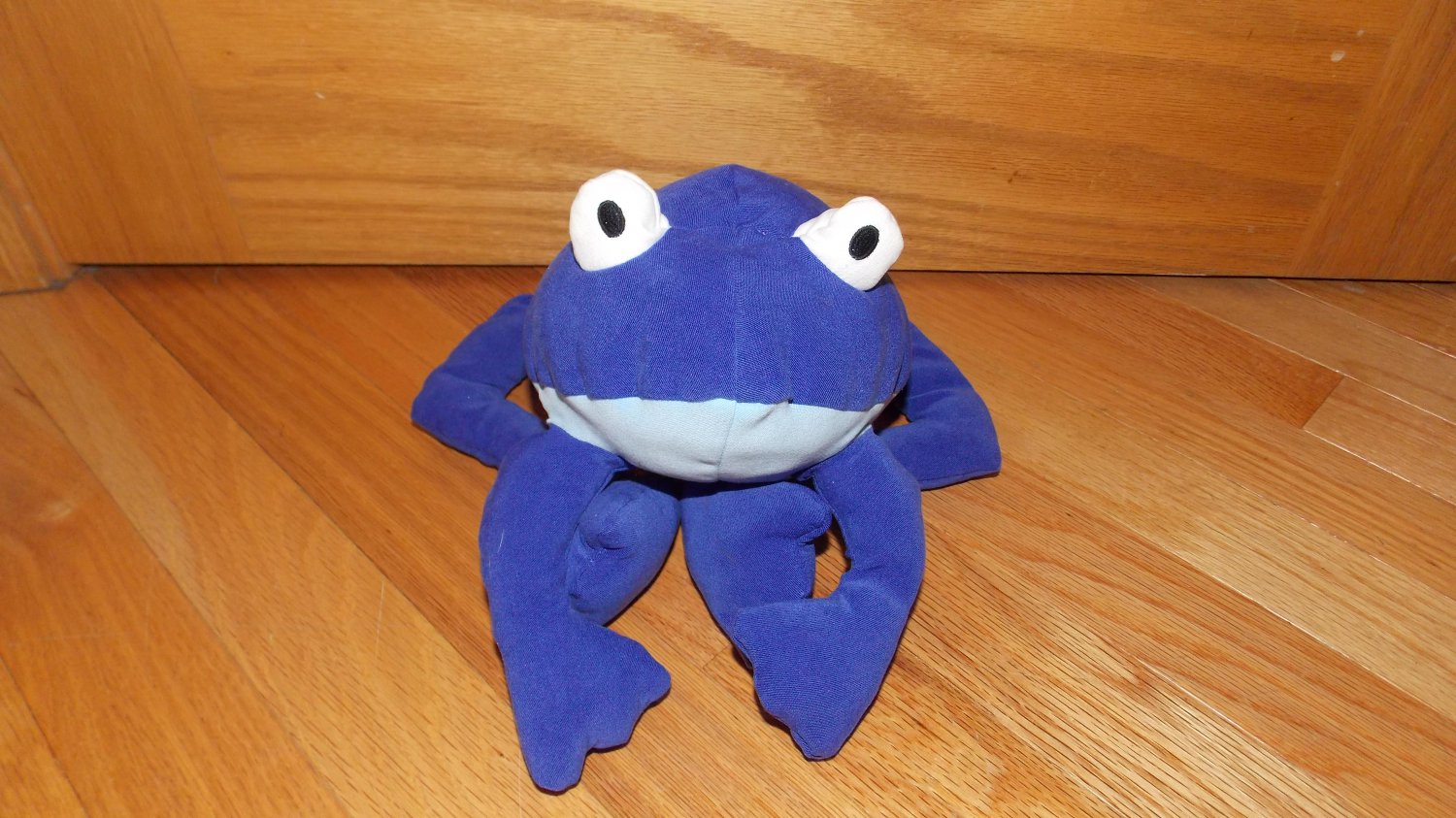 blue frog toys cow