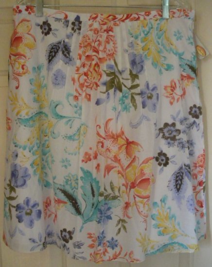 TALBOTS White Below-Knee FLORAL PRINT Skirt size 16P *NWT*