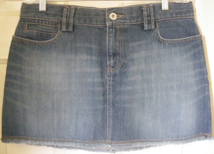 OLD NAVY Blue Mid-Thigh Fringed LOW WAIST DENIM Skirt size 10