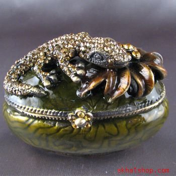 SWAROVSKI CRYSTALS, LIZARD / GECKO - TRINKET, RING, GIFT BOX