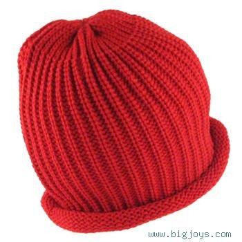 WINTER SKI SWEATER KNIT ROLL UP BEANNIE SKULL CAP RED