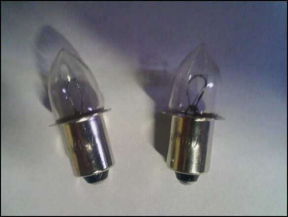 2 18 Volt Flashlight Bulbs BLC 60018x 18v fits DeWalt