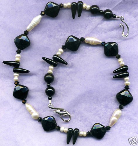 Pearl and Onyx "teeth" Necklace