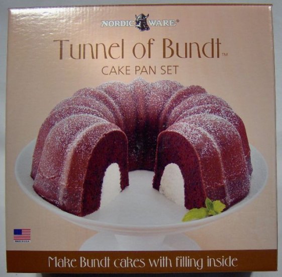 Tunnel of Bundt Set - Pro Cast Cake Mold and Insert