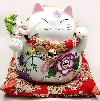 A0058 - Genuine Japanese Lucky Cat Hall (Extra Large)