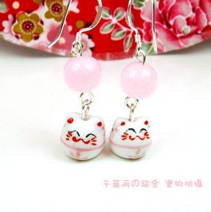 A0170- 100% Good Quality Lucky Cat Earrings (Purple)