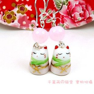 A0172- 100% Good Quality Lucky Cat Earrings (Pink)