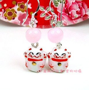 A0174-100% Good Quality Lucky Cat Earrings (Pink)