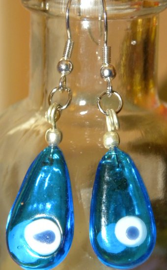 The Earrings Have Eyes