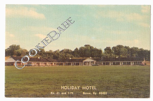 Vtg BEREA, KY *Holiday Motel* OLD Retro Postcard F76