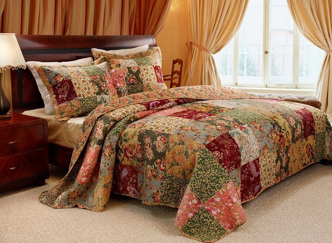 ANTIQUE CHIC Quilt & Sham Set RICH FLORAL King Size