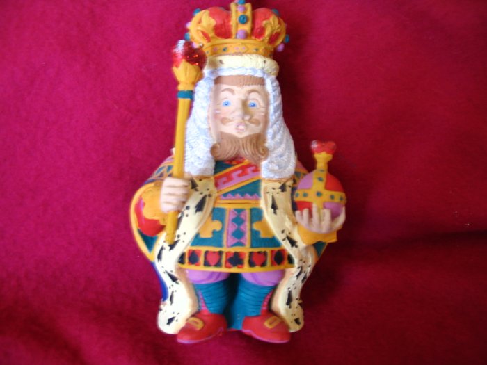 King of Hearts Ornament Dept 56 Alice in Wonderland cuppatea.ecrater.com