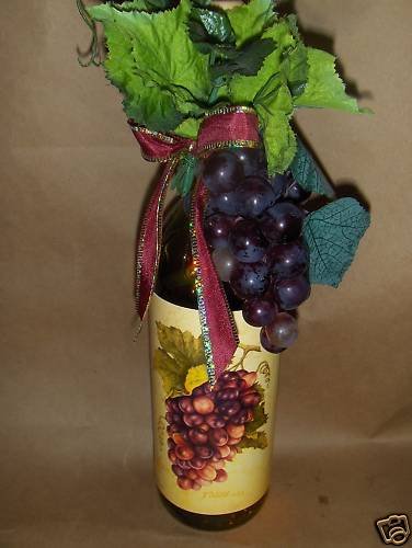Red Grapebunch! Lighted Wine Bottle