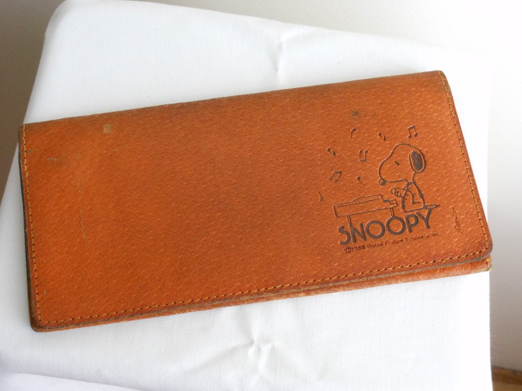 snoopy checkbook cover