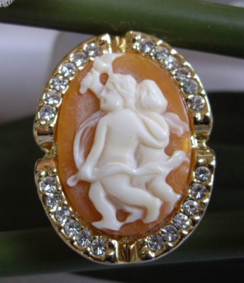 handcraft two angels holding a sword diamond gold ring