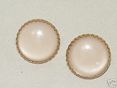Vintage Large Pearlesque & Goldtone Clip On Earrings