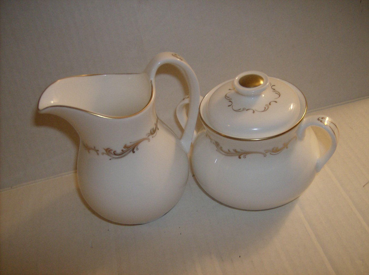 CREAM AND SUGAR BOWL BOULTON CO