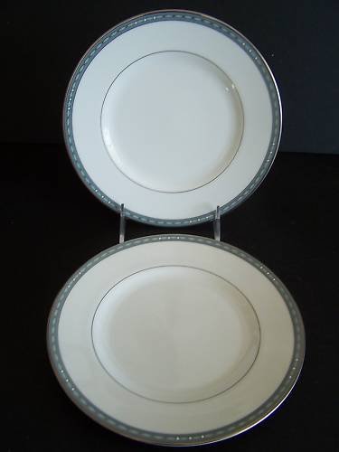 WATERFORD Fine China Pavia Salad Dessert Plate Set/2 New