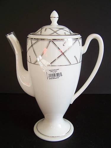WATERFORD Fine China Merrill Beverage Pot New