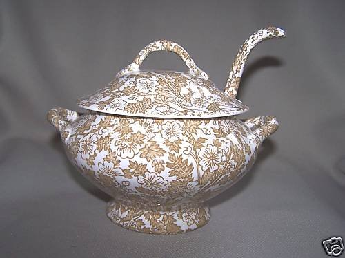 WILLIAMS SONOMA Burgess & Leigh Sauce Bowl w/Ladle New