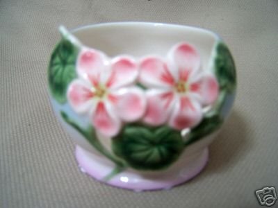 FRANZ Porcelain Geranium Candle / Tea LIght Holder New