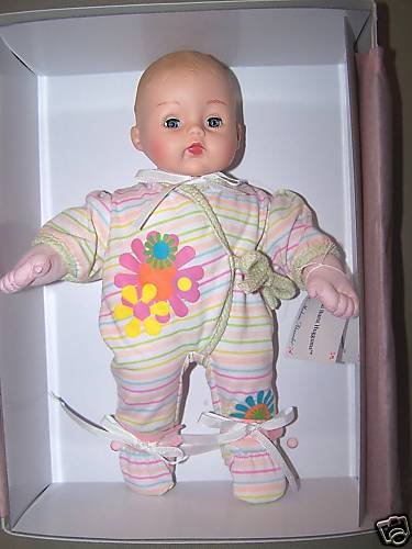 Madame Alexander Petal Burst Huggums Doll NIB