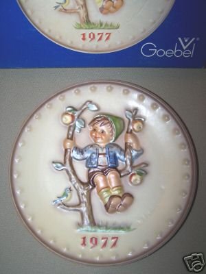Hummel Goebel Apple Tree Boy Annual Plate 1977 MIB