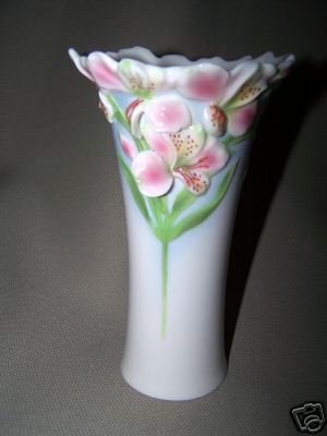 FRANZ Porcelain Alstroe Meria Flower Design Vase New