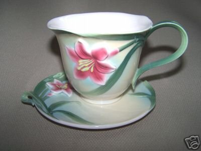 FRANZ Porcelain Autumn Lily Cup Saucer Set New