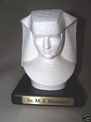GOEBEL Sister Maria Innocentia Hummel Sculpture New