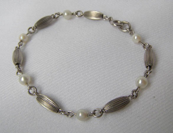 Vintage Sterling Silver & Real Pearl Bracelet