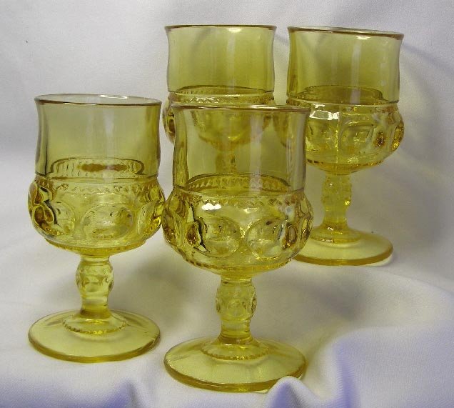 4 Vintage Yellow Kings Crown Pattern Footed Goblets