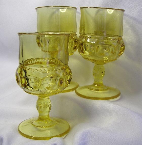 3 Vintage Yellow Kings Crown Pattern Footed Goblets